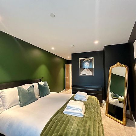 The Midnight Garden Escape At Ryedale House Apartment York Exterior foto